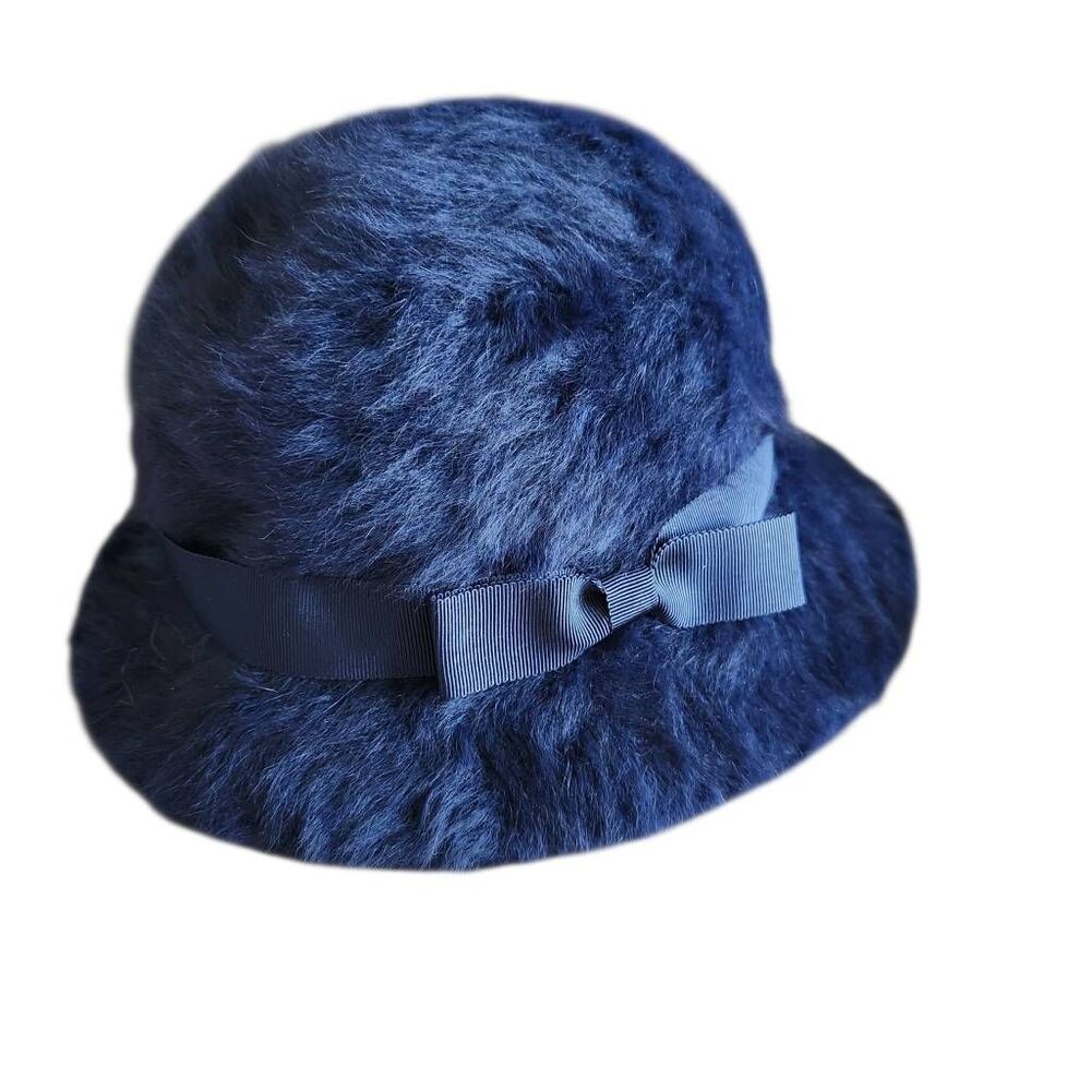 Vintage KANGOL Bucket Blue Rabbit Angora Fur Blend Furgora Linda Elegant Classy